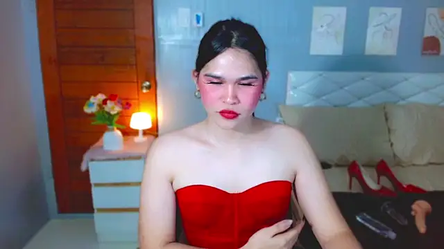 MichelleWild Adlı Modelin Canlı XXX Sohbeti