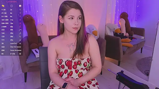 Chat +18 de Mira_Falls ao vivo