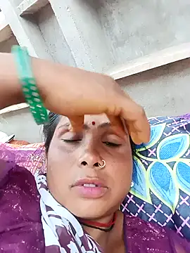 Shreya_panditのウェブカメラショー