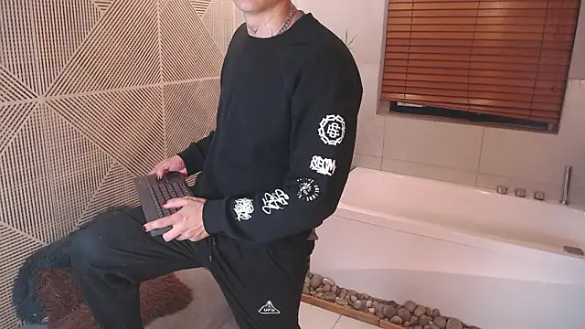 Czat XXX na żywo – Dustin_Sonne