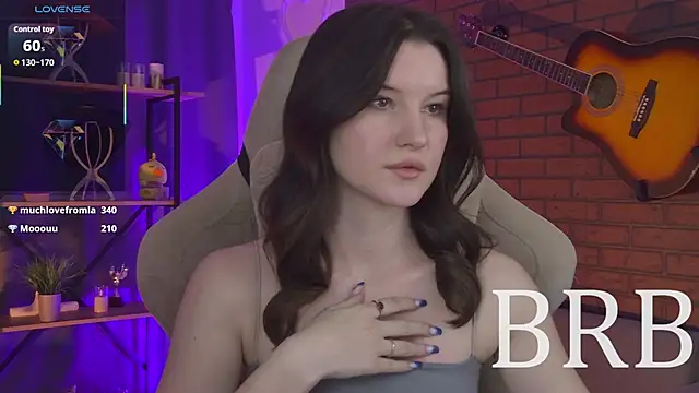 AgataWillis Adlı Modelin Canlı XXX Sohbeti