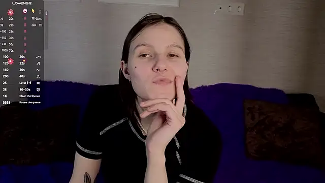 แชท XXX สดของ MirthfulUnseen