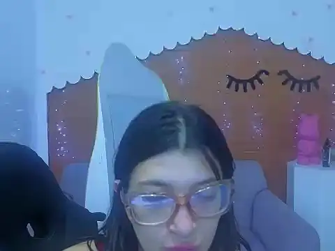 Show de mila_t_ na webcam