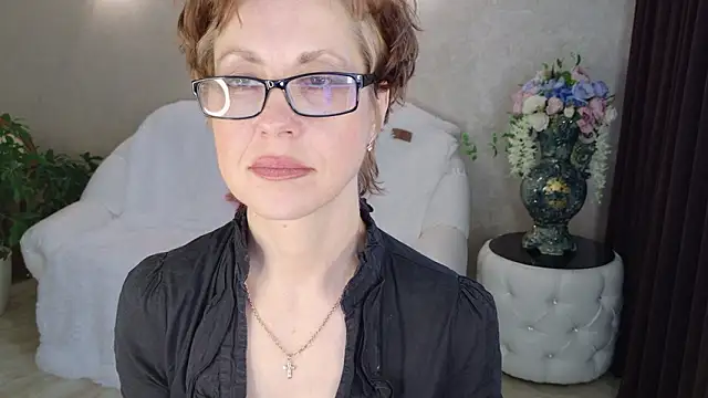 XXX chat uživo modela LioraWeiss