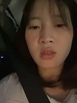 littleqiu's Webcam Show