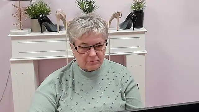 XXX chat uživo modela IrisDream