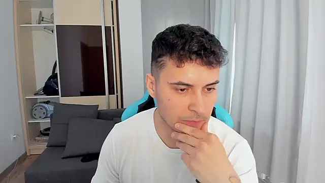 MatMalonne élő XXX-chatje