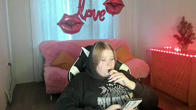 دردشة StripGyrl الجنسية المباشرة