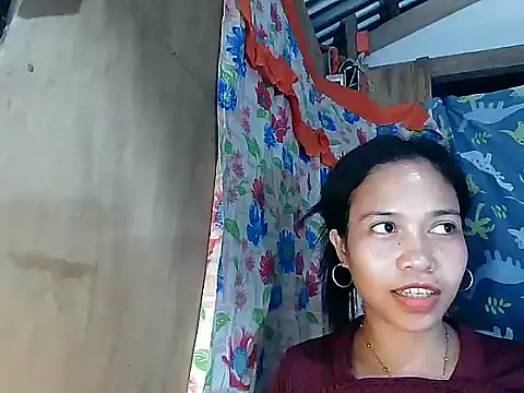 دردشة PinaySkinnyGirl الجنسية المباشرة