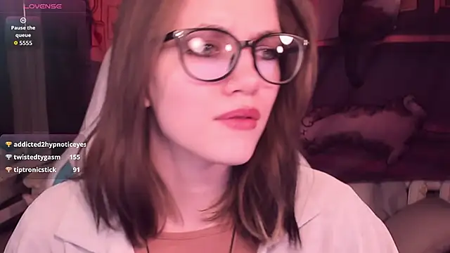 CathyAdams Adlı Modelin Canlı XXX Sohbeti