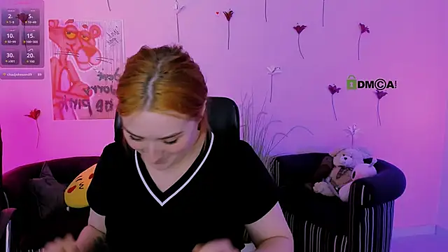 Show modela casey_meow_ na web-kameri