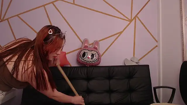 Natasha_Romanof18: онлайн-секс-чат