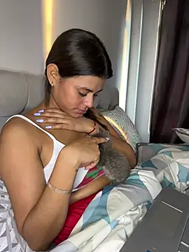 แชท XXX สดของ RachelWeisz_