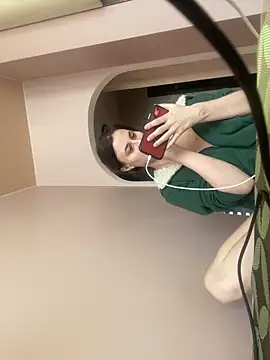 Flossy_Vettie: онлайн-секс-чат