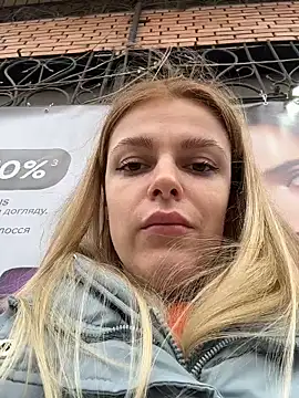 HarrietDart Adlı Modelin Canlı XXX Sohbeti