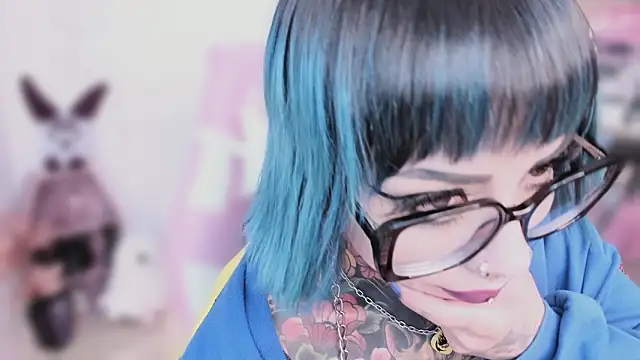 Chat XXX en directo de NikkiRamone