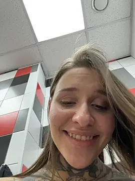 KishaMur Live XXX-Chat