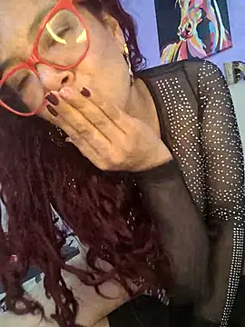 Scarlet_curly8a live XXX chat