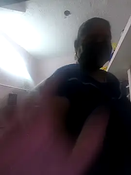 Pertunjukan Kamera Web Villageanuty