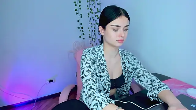 Chat +18 de Silena_sky ao vivo