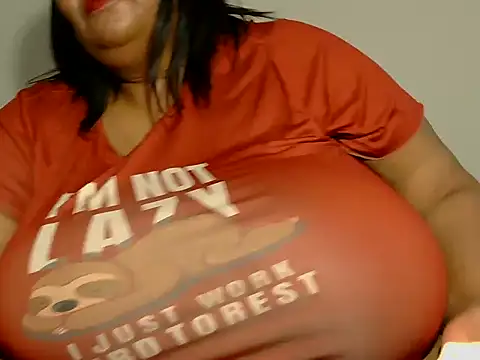 nancy111のライブXXXチャット