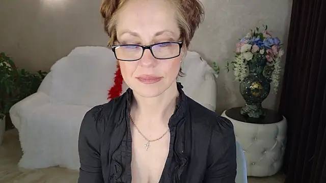 Chatroom XXX en direct de LioraWeiss