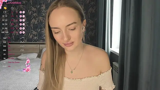 Chat +18 de A_delina ao vivo