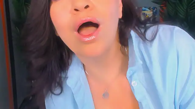 Chat +18 de AnaMills ao vivo