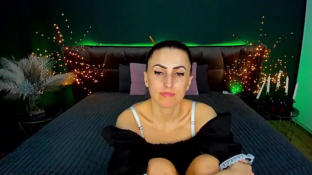Živý XXX chat Rebecca_Diamond