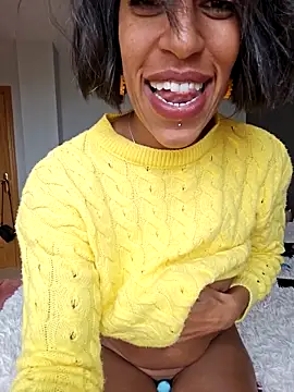 แชท XXX สดของ Goldenlace