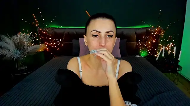 Rebecca_Diamond Obrolan Langsung XXX