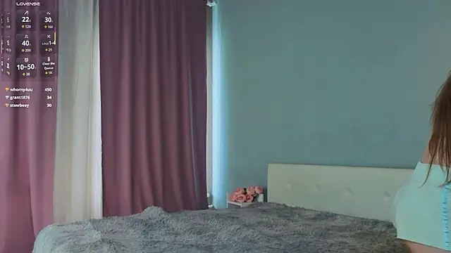 TiffinyMergist 即時 XXX 聊天