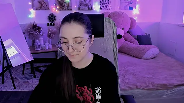 VirtuallVoyant Live XXX Chat