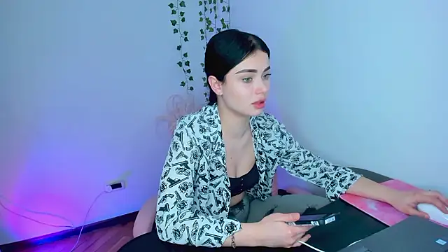 دردشة Silena_sky الجنسية المباشرة