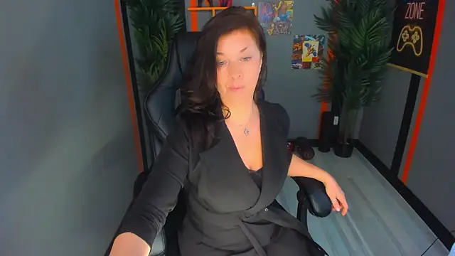 AnaMills' Live XXX Chat