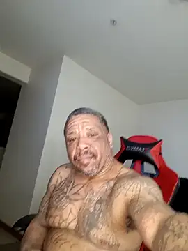 yellowwetfox Adlı Modelin Canlı XXX Sohbeti