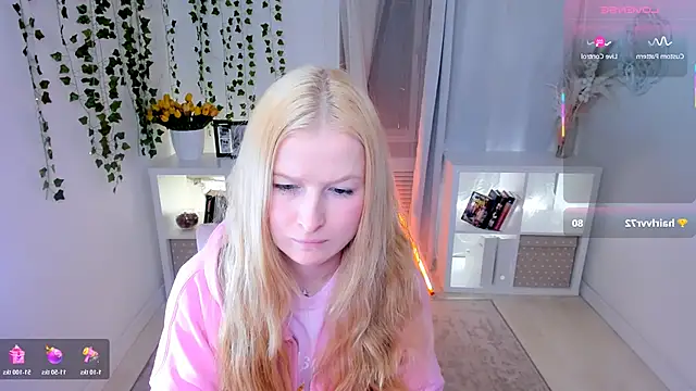 Laly_Peach Chat XXX in diretta