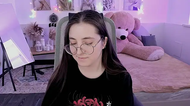 VirtuallVoyant 라이브 XXX 채팅