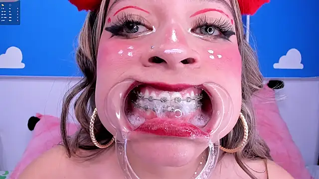 Živý XXX chat miss__evolet