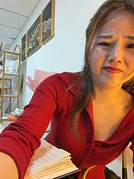 Efangfang 网络视讯表演