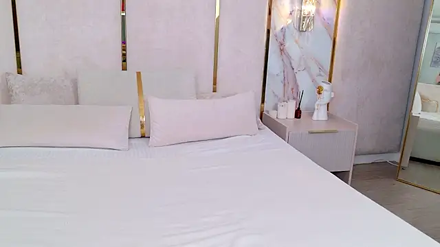 Sandy_Edvards লাইভ XXX চ্যাট