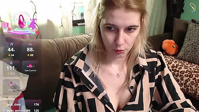 lovingfeetheels Webcam show