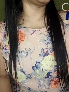 Ishaa_03's Webcam Show