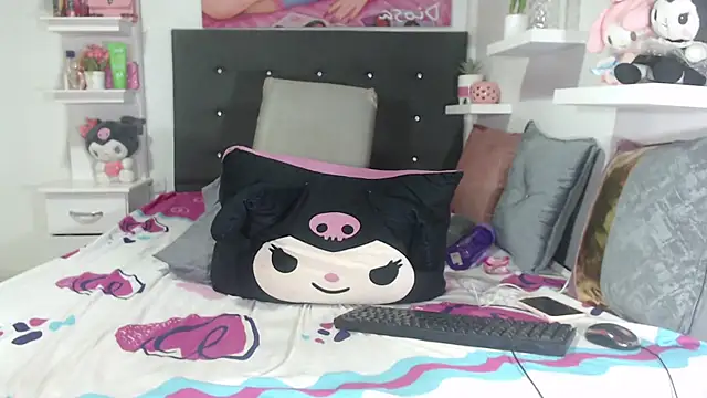 SnowxxWhite: вебкам-шоу