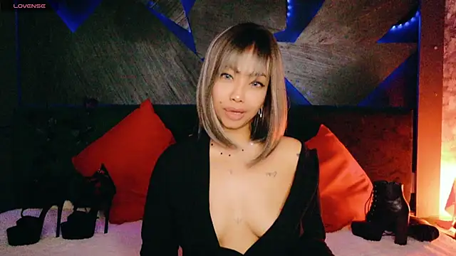 ElyaQuinn 라이브 XXX 채팅