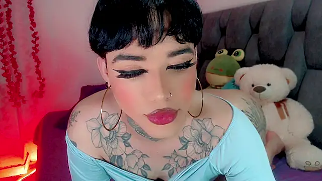 little_star_porn Adlı Modelin Web Kamerası Şovu