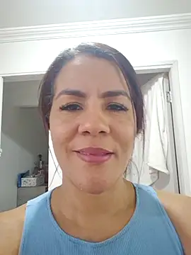 karla-bruni 라이브 XXX 채팅