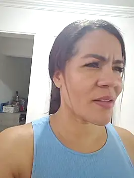 karla-bruni 现场XXX聊天