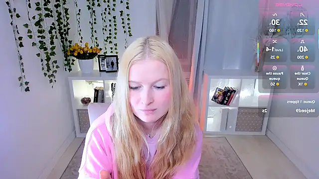 Laly_Peach Chat XXX in diretta