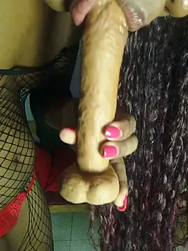 Онлайн чат XXX HonneyVictoria